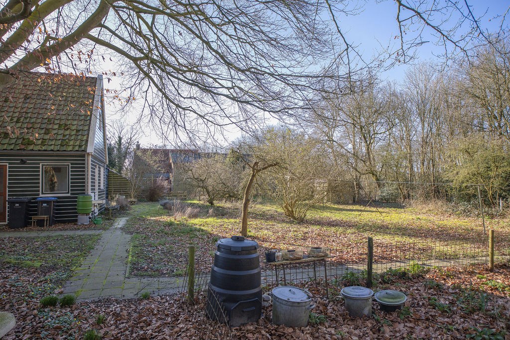 Hemelum, De Maren 30