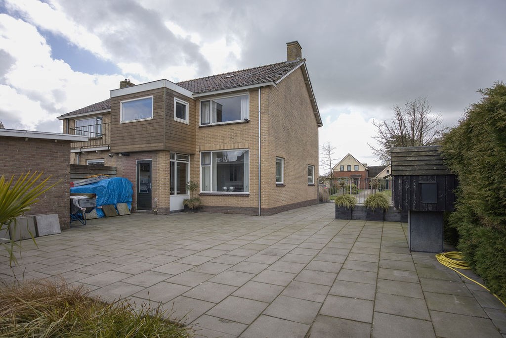 Haskerhorne, Kerkpad 3