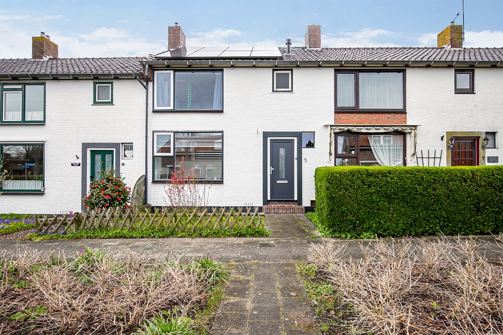 Bakhuizen, Hollewei 5