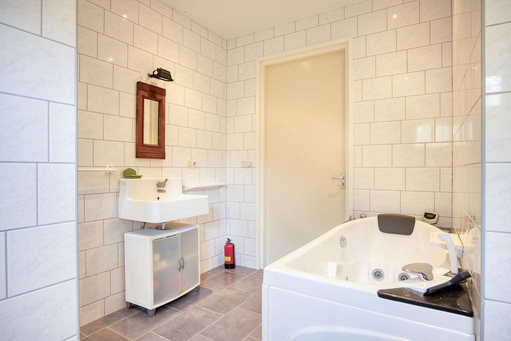 Hemelum, De Maren 30