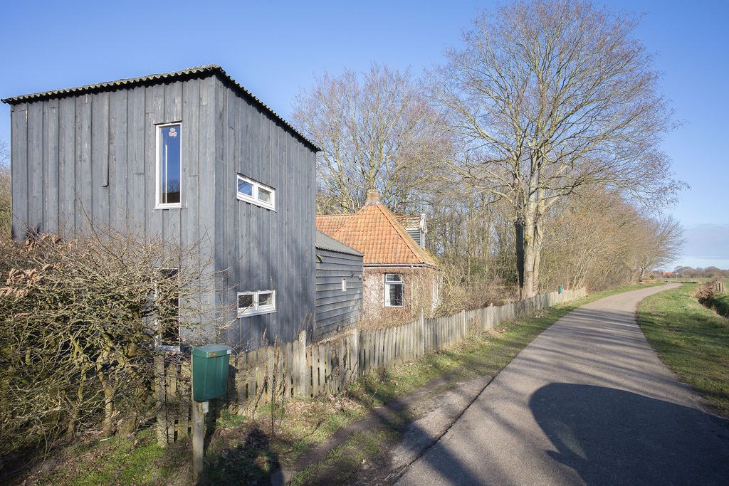 Hemelum, De Maren 30