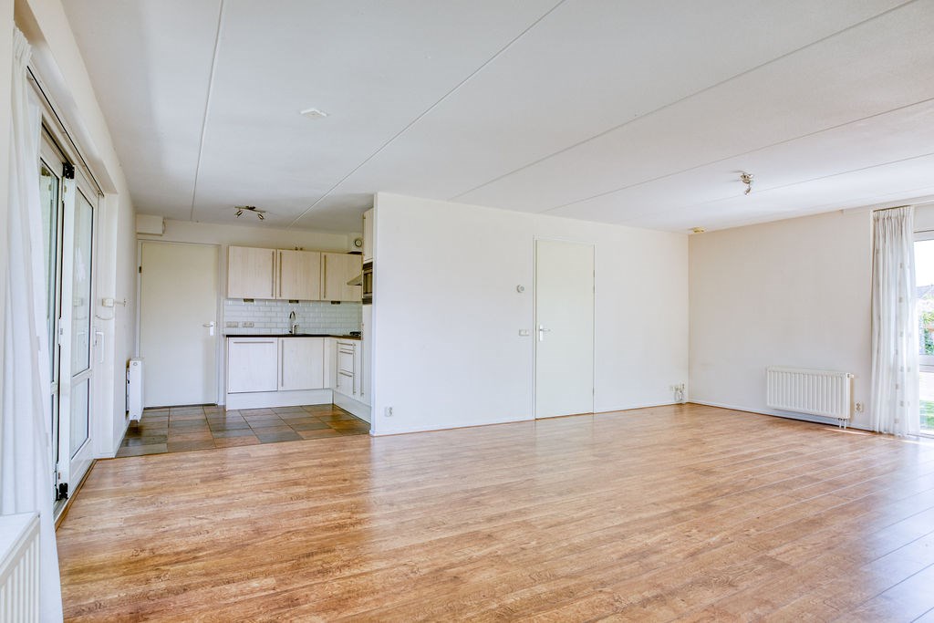 Echtenerbrug, De Petten 38