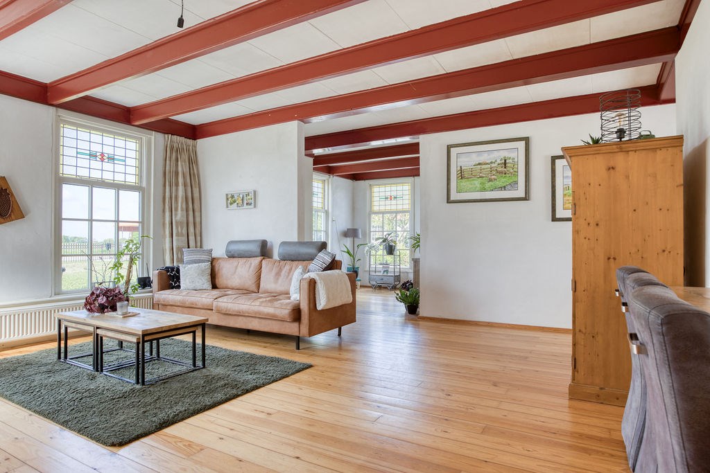 Hemelum, Nijbuorren 1