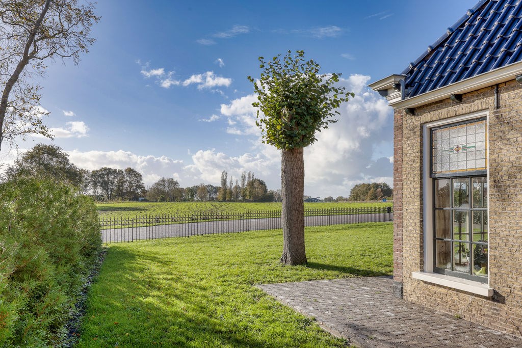 Hemelum, Nijbuorren 1