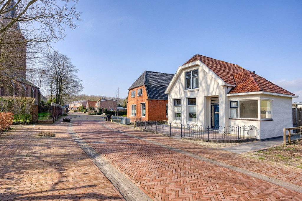 Bakhuizen, Sint Odulphusstraat 44