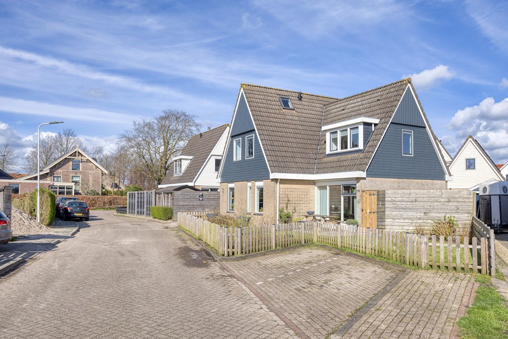 Langweer, H R Vierstrastrjitte 1