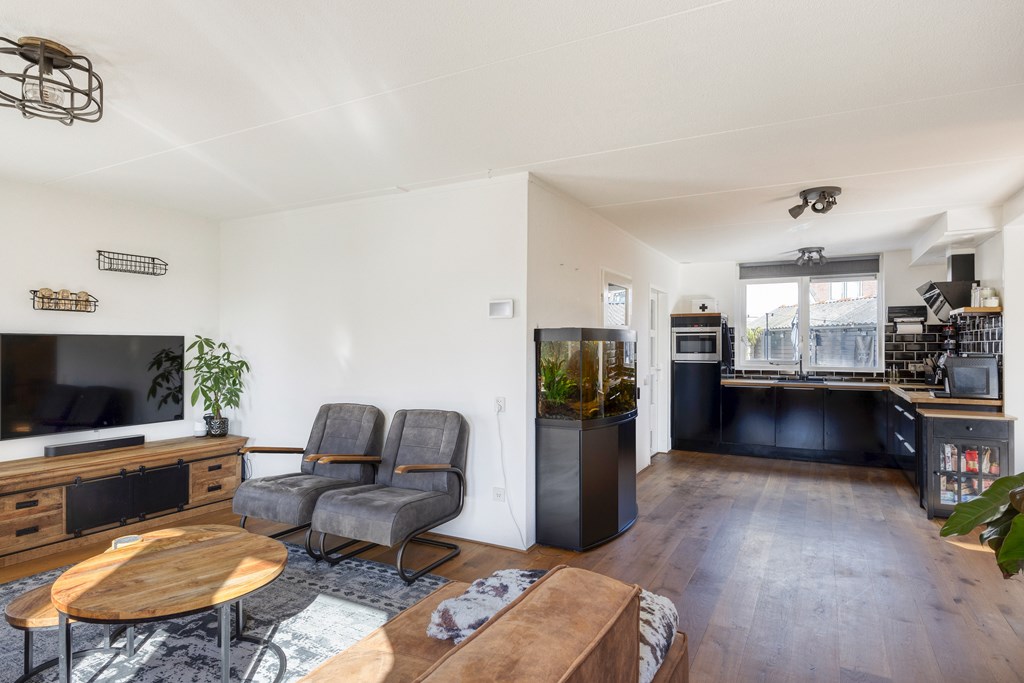 Langweer, H R Vierstrastrjitte 1