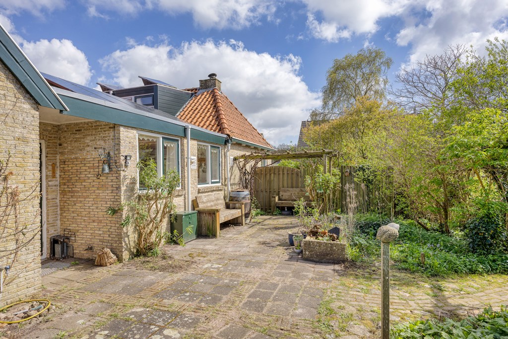 Nijemirdum, Wissebuurt 15