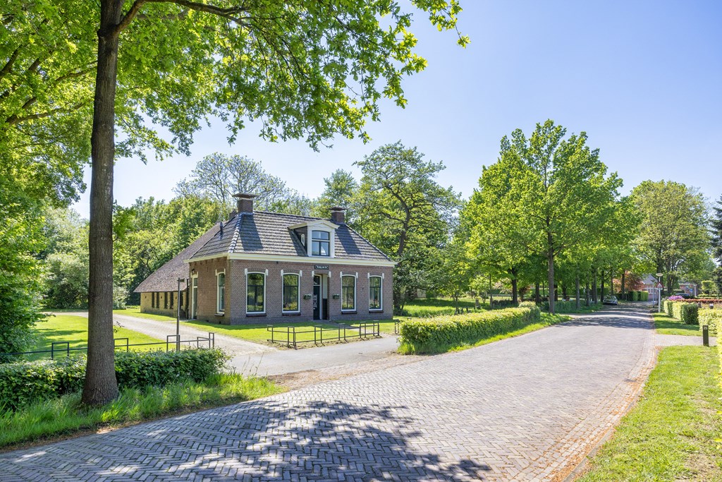 Sumar, Greate Buorren 22