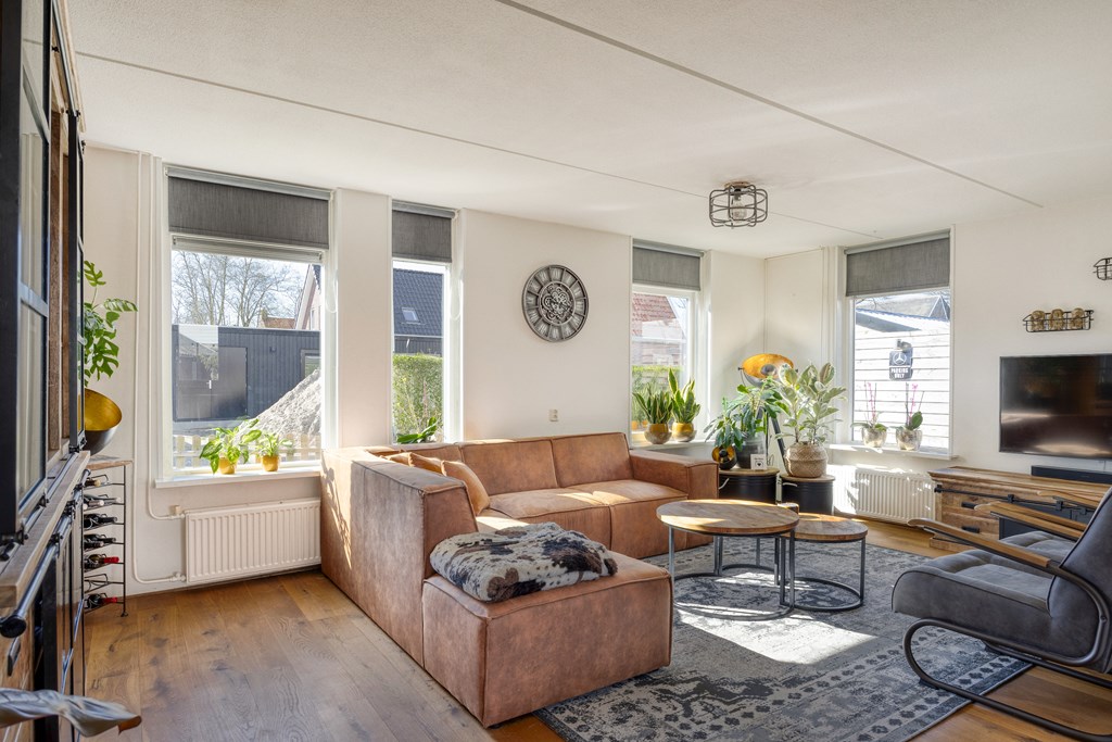 Langweer, H R Vierstrastrjitte 1