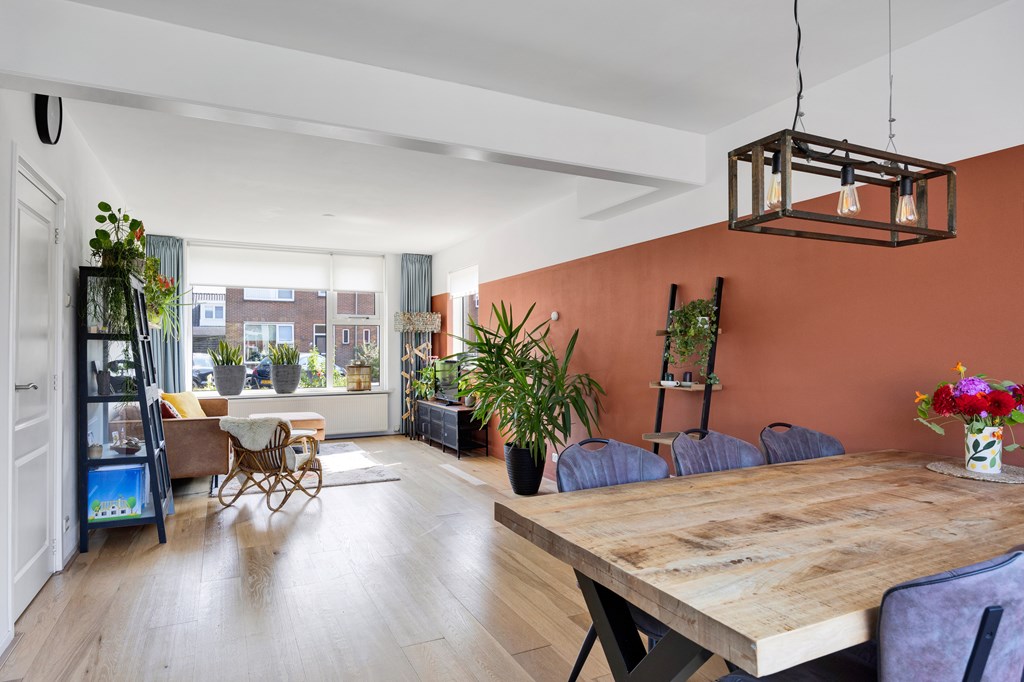 Sloten, Burgemeester Haitsma Mulierstraat 45