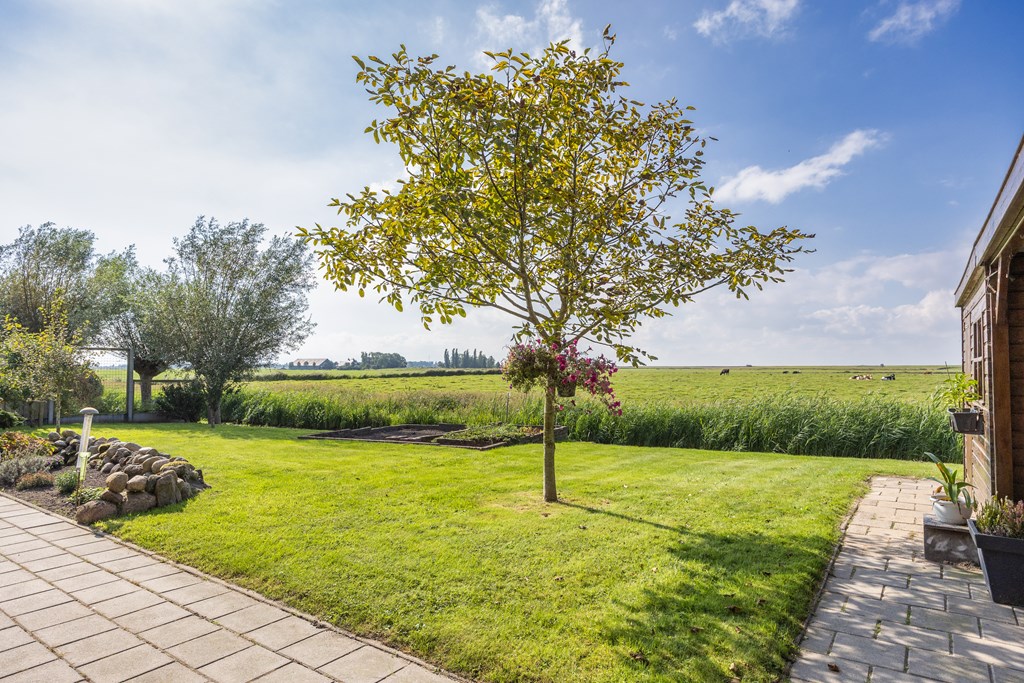 Molkwerum, Westerich 7