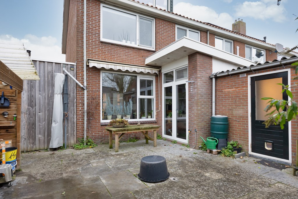 Sloten, Burg G H Mulierstraat 18