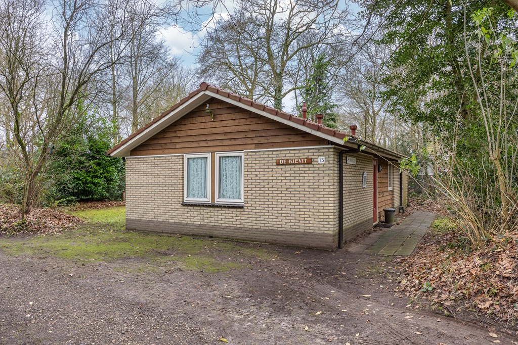 Oudemirdum, Fonteinwei 12-15