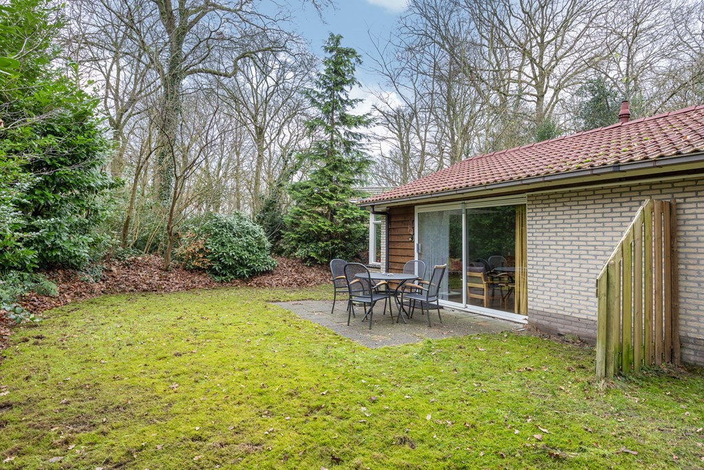 Oudemirdum, Fonteinwei 12-15