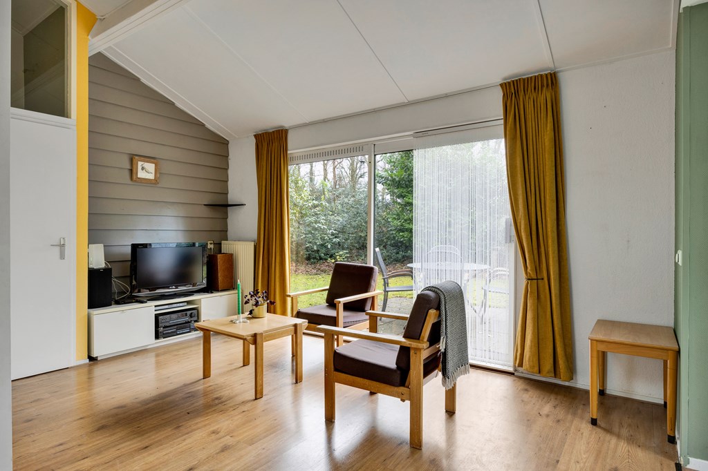 Oudemirdum, Fonteinwei 12-15