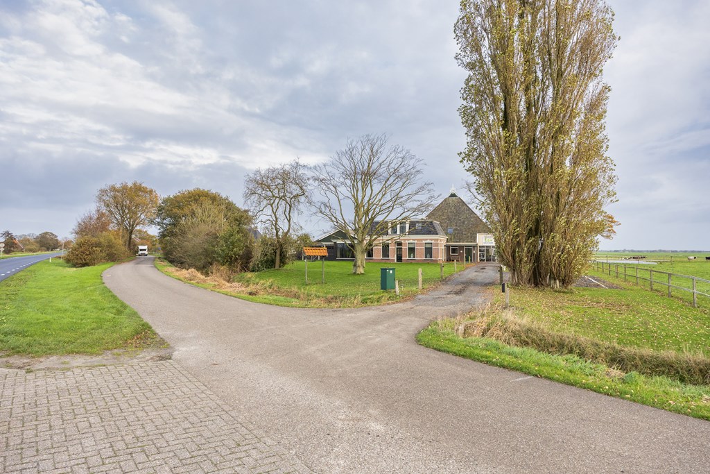 Tjerkgaast, Spannenburgerdyk 10