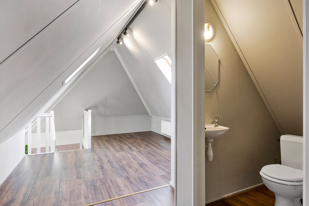 Sloten, Slotmakerssteeg 147