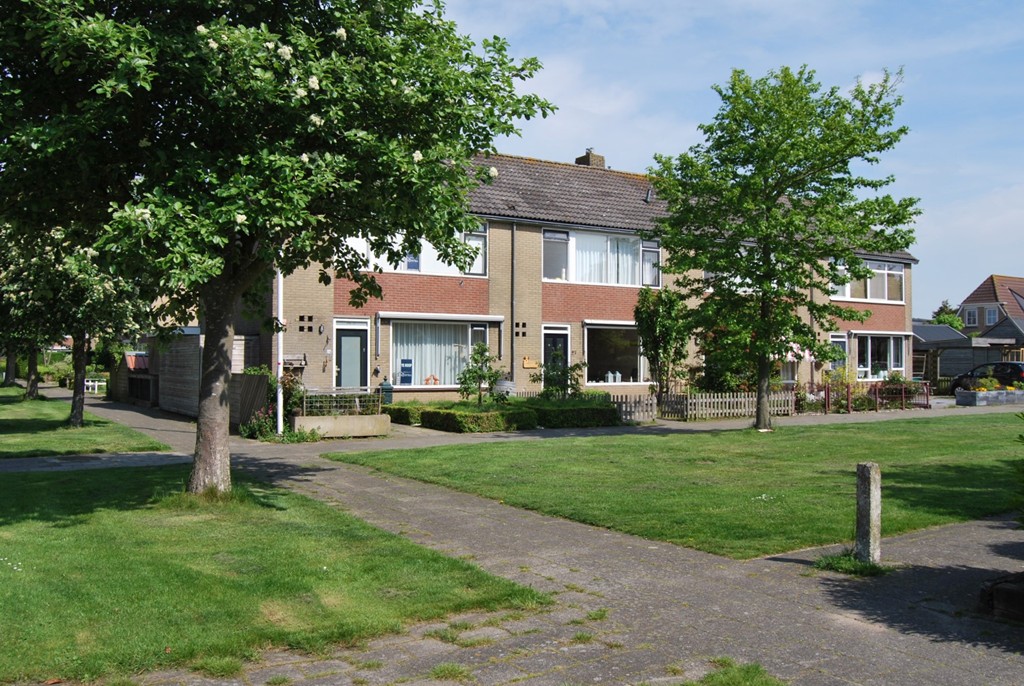 Bakhuizen, Skuniadyk 25