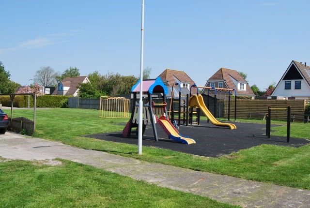 Bakhuizen, Skuniadyk 25