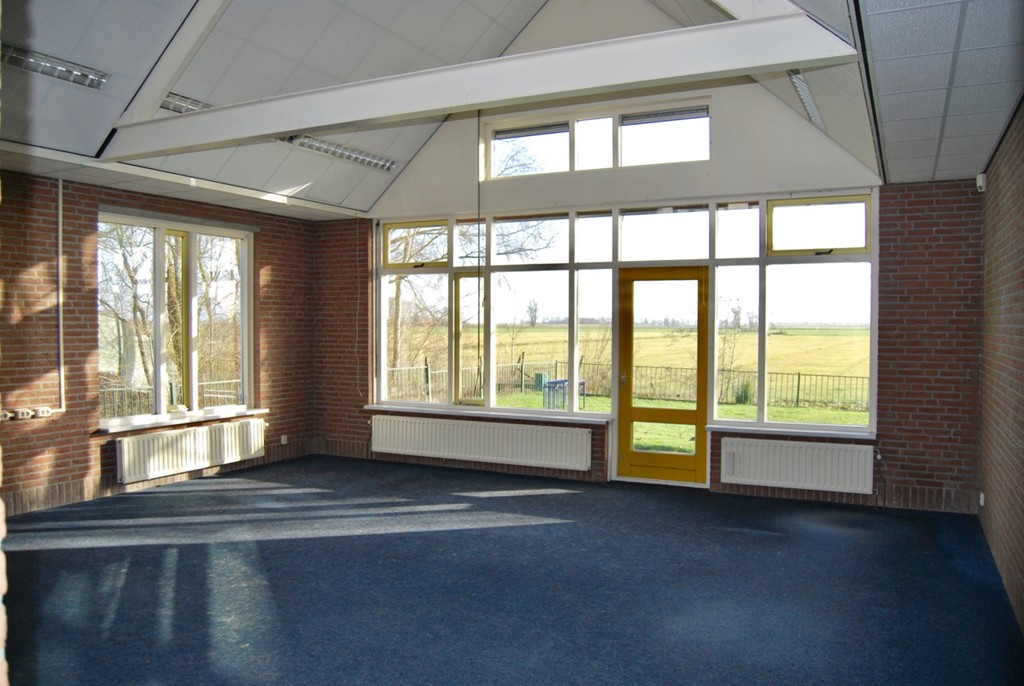 Elahuizen, Buorren 8