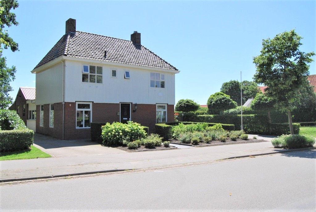 Tjerkgaast, Gaestdyk 45