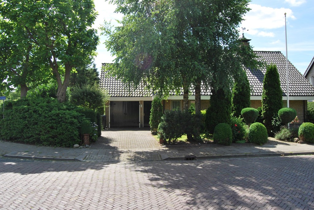 Sint Nicolaasga, De Bast 44