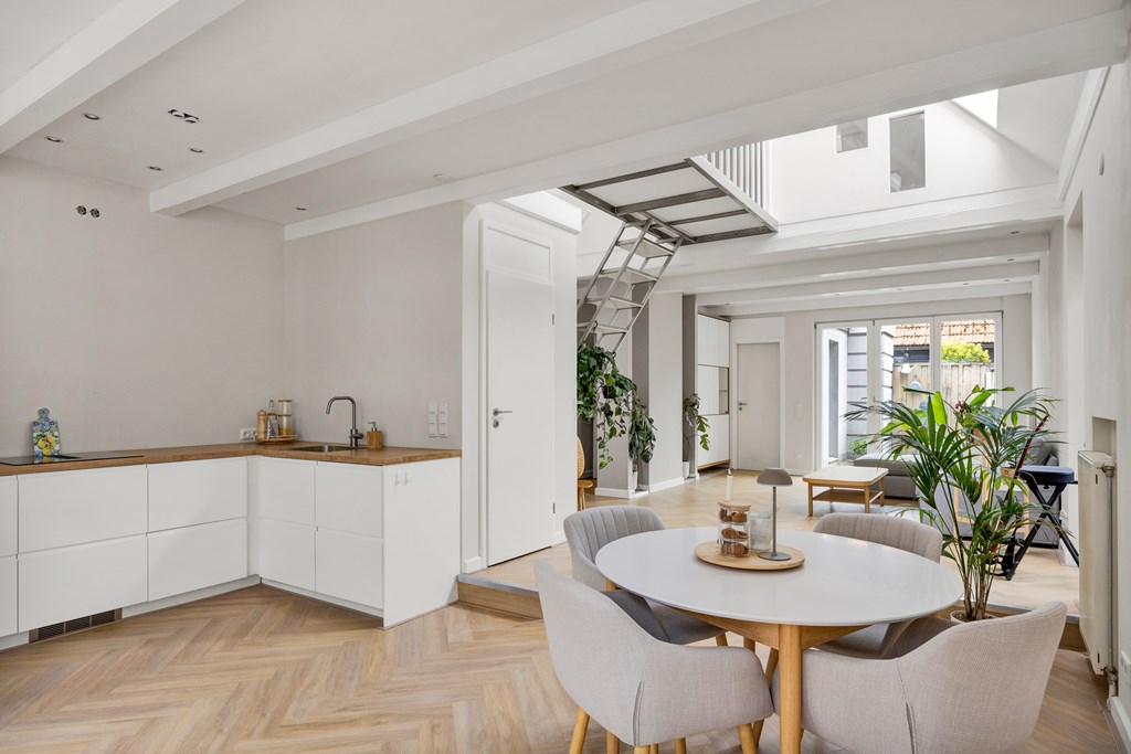 Sloten, Dubbelstraat 122