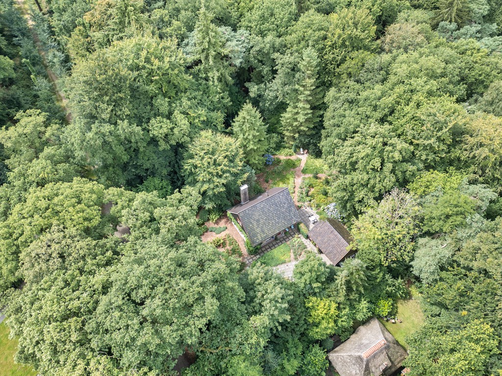 Rijs, Enkhuizerlaan 6-A