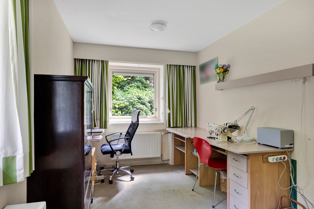 Rijs, Enkhuizerlaan 6-A