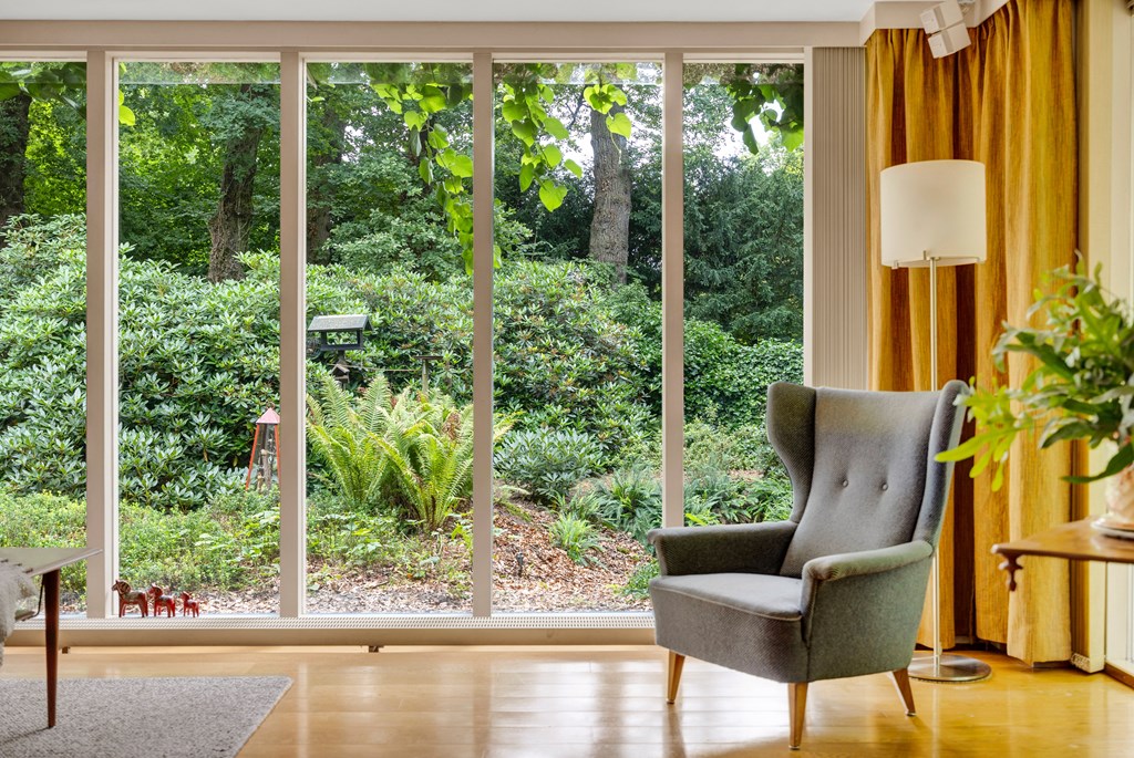 Rijs, Enkhuizerlaan 6-A