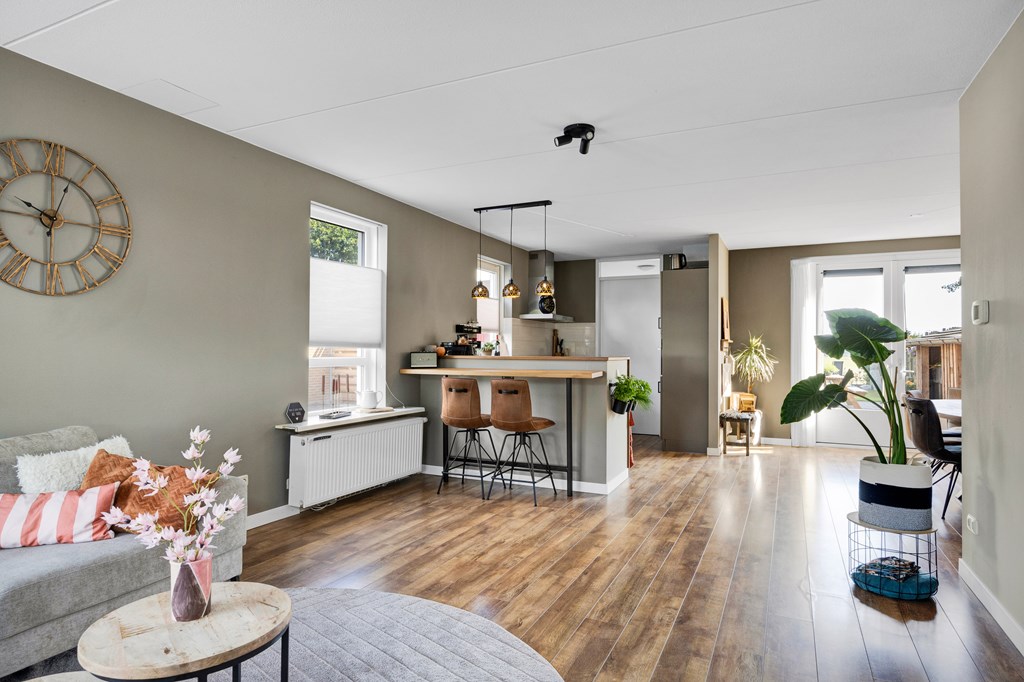 Langweer, Legebuorren 97