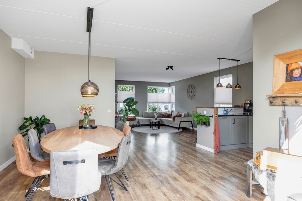 Langweer, Legebuorren 97