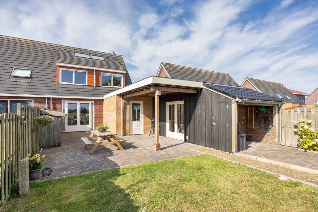 Langweer, Legebuorren 97