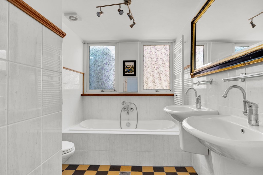 Sloten, Dubbelstraat 211