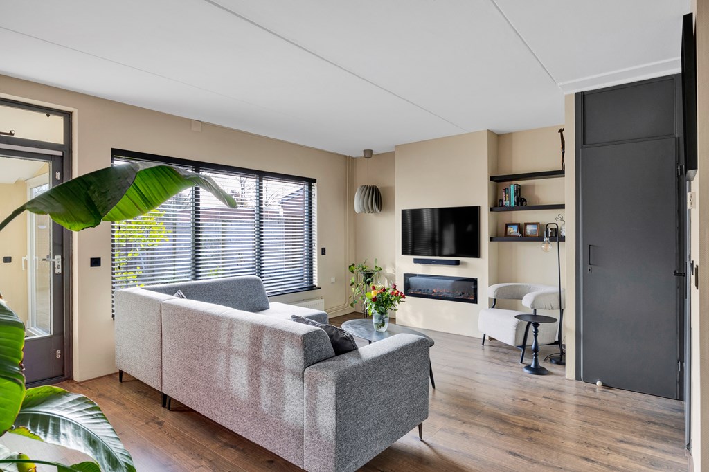 Heerenveen, Weegbree 14