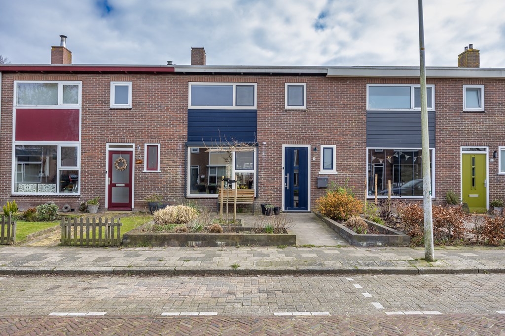 Bakhuizen, A. Rampionstrjitte 19
