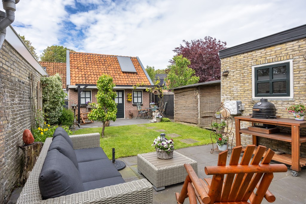 Sloten, Dubbelstraat 208