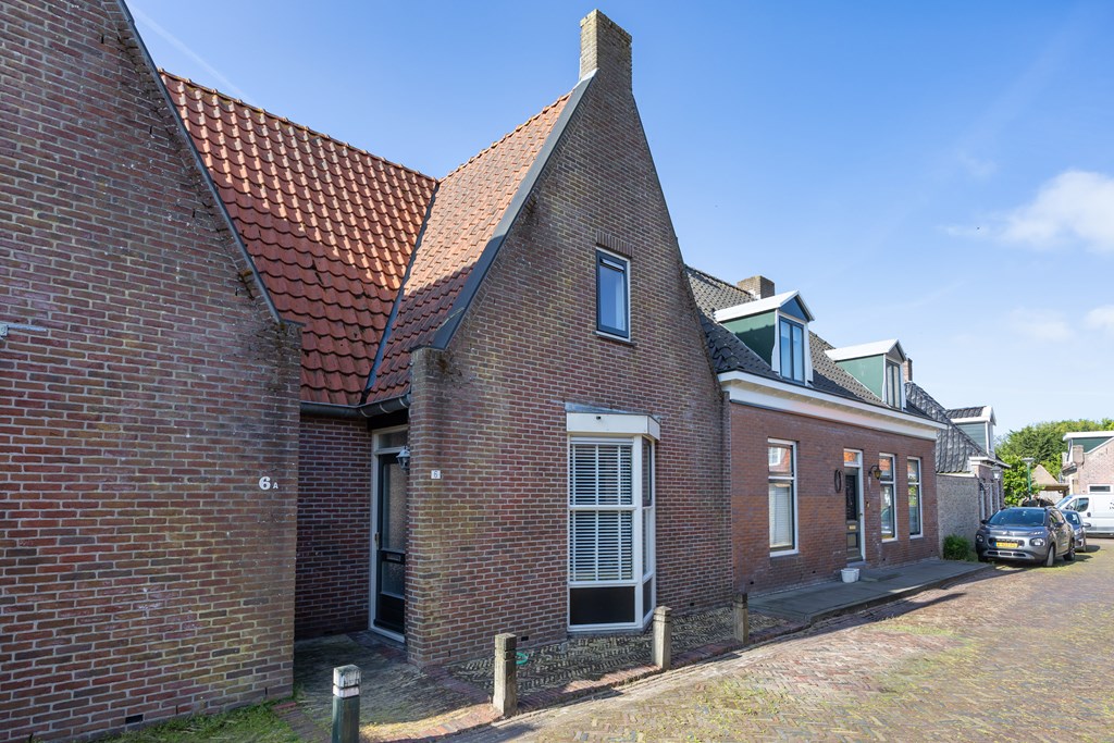 Woudsend, De Kamp 6