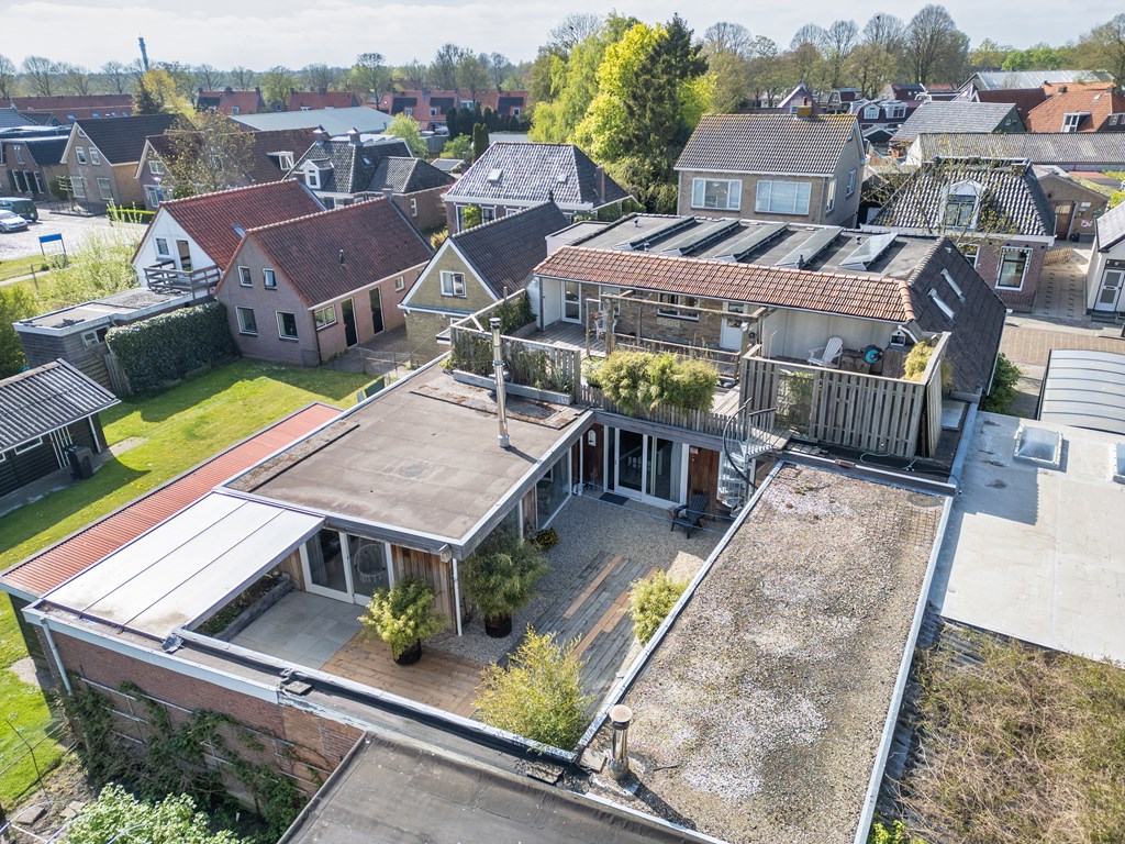 Sint Nicolaasga, Lemmerweg 33