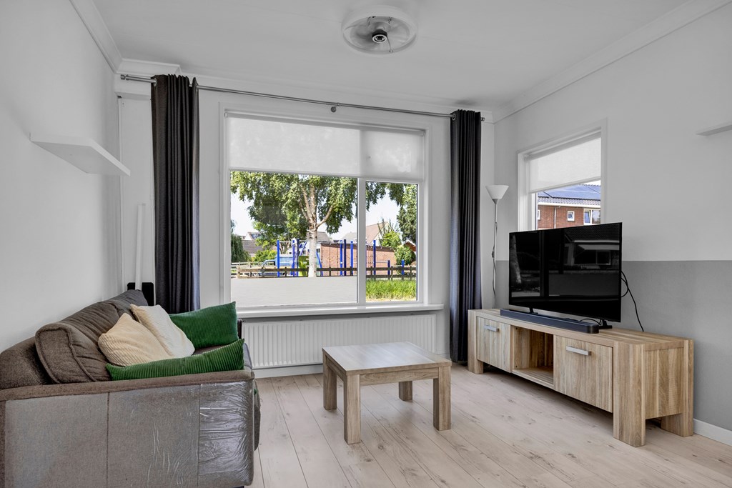 Sloten, Burg G H Mulierstraat 4