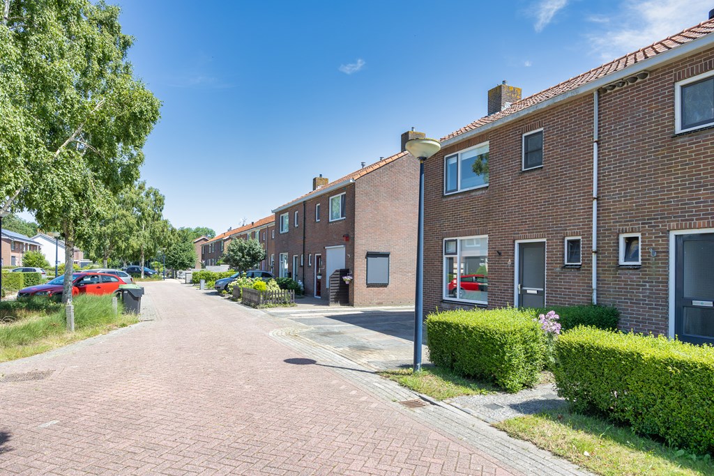 Sloten, Burg G H Mulierstraat 4